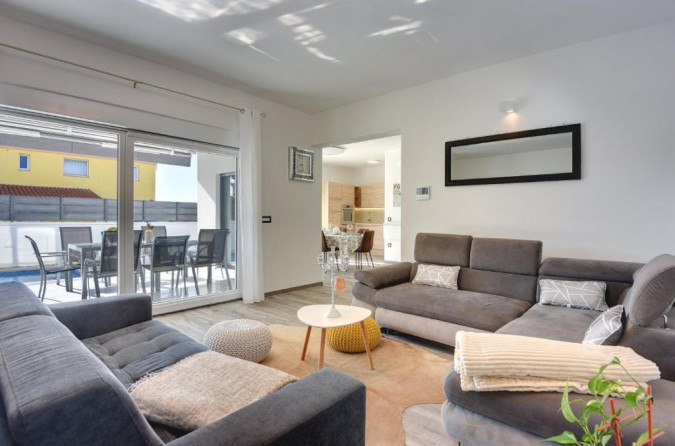 Interior, Villa Sunce with heated pool and Apartment Gea, &Scaron;ikići & Pje&scaron;čana Uvala, Pula, Istria, Croatia Pula